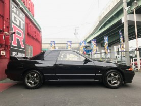 Nissan Skyline BNR32 GT-R for sale