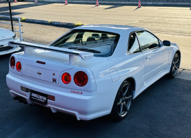 Nissan Skyline BNR34 GT-R V-Spec II for sale (#3895)