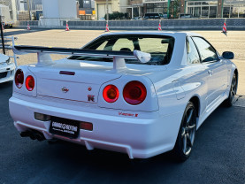 Nissan Skyline BNR34 GT-R V-Spec II for sale (#3895)